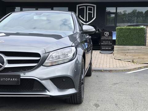 Mercedes-Benz C Class C220d SE - U2025