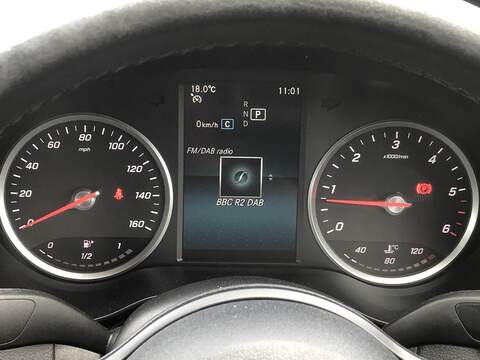 Mercedes-Benz C Class C220d SE - U2025