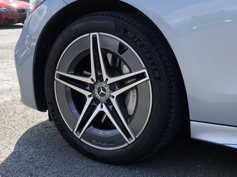 Mercedes-Benz C Class C300e AMG Line - U2027