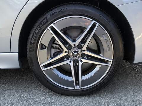 Mercedes-Benz C Class C300e AMG Line - U2027