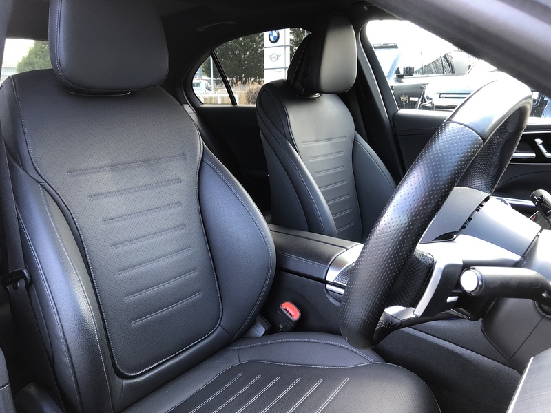Mercedes-Benz C Class C300e AMG Line - U2027