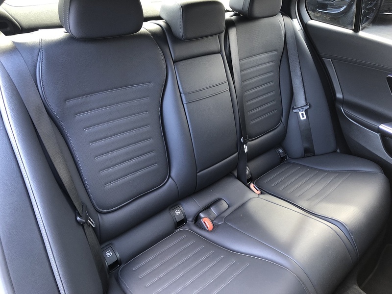 Mercedes-Benz C Class C300e AMG Line - U2027
