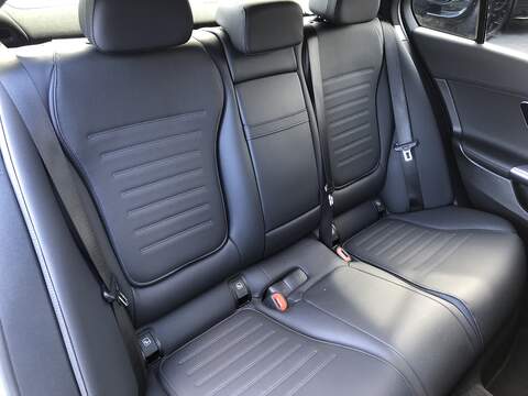 Mercedes-Benz C Class C300e AMG Line - U2027