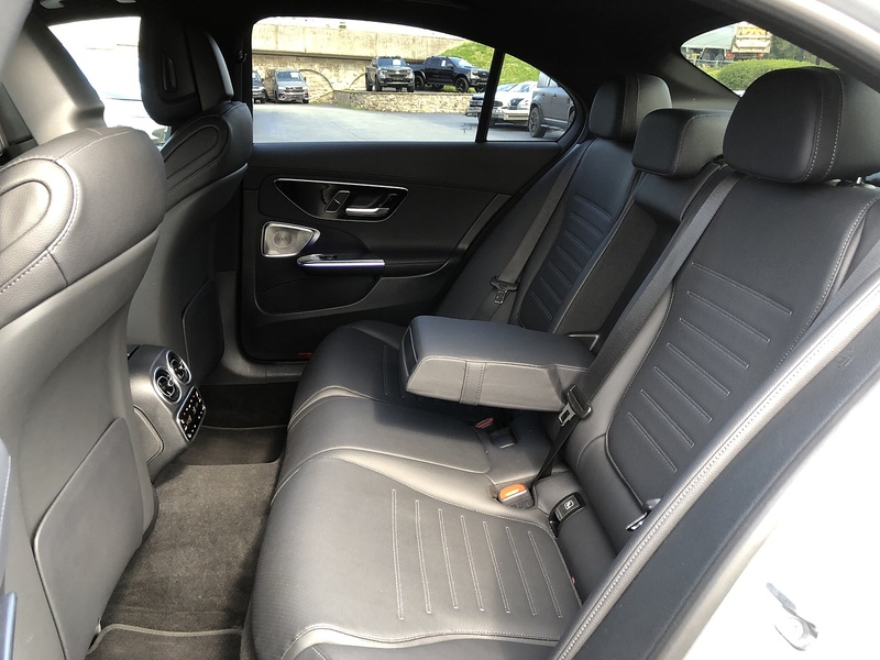 Mercedes-Benz C Class C300e AMG Line - U2027