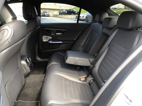 Mercedes-Benz C Class C300e AMG Line - U2027