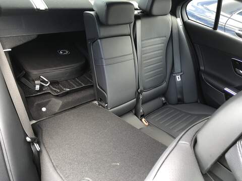 Mercedes-Benz C Class C300e AMG Line - U2027