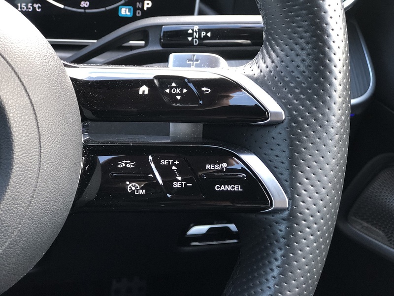Mercedes-Benz C Class C300e AMG Line - U2027