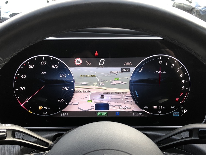 Mercedes-Benz C Class C300e AMG Line - U2027