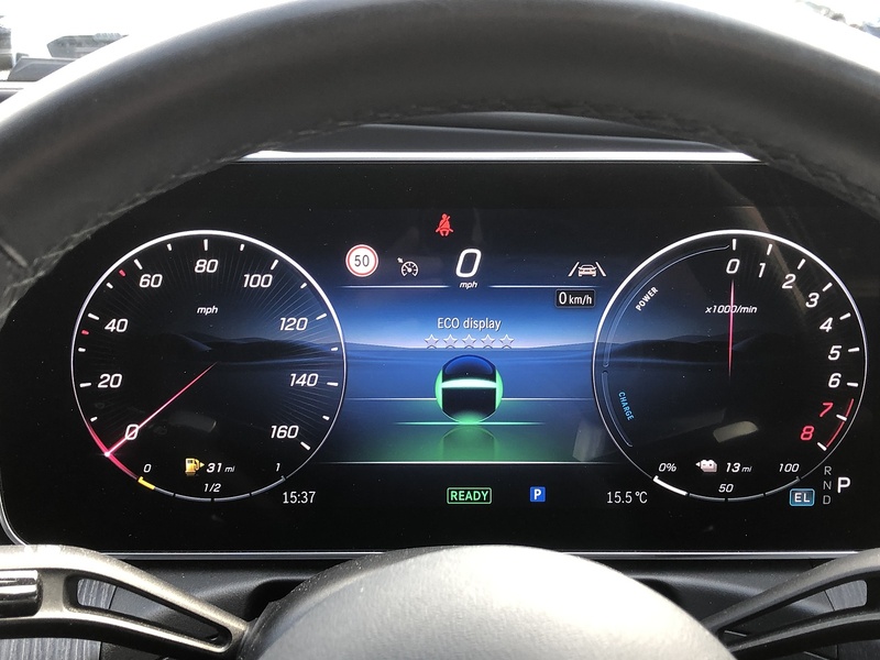 Mercedes-Benz C Class C300e AMG Line - U2027