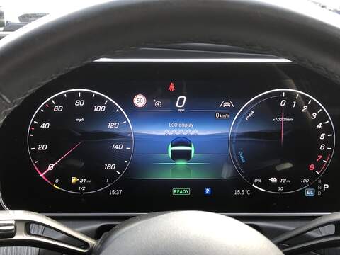 Mercedes-Benz C Class C300e AMG Line - U2027