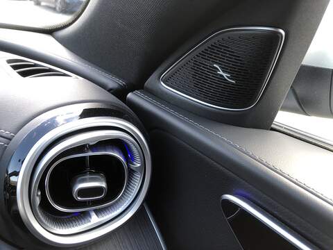 Mercedes-Benz C Class C300e AMG Line - U2027