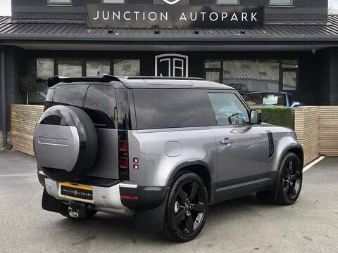 Land Rover Defender 90 D250 MHEV SE - U2038