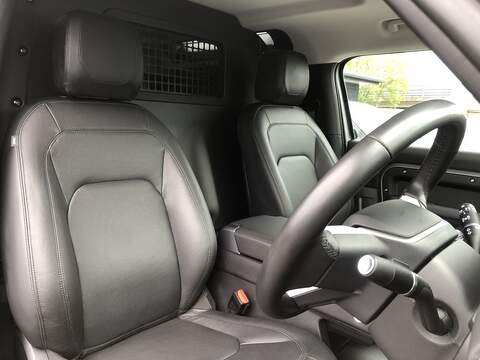Land Rover Defender 90 D250 MHEV SE - U2038