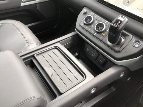 Land Rover Defender 90 D250 MHEV SE - U2038