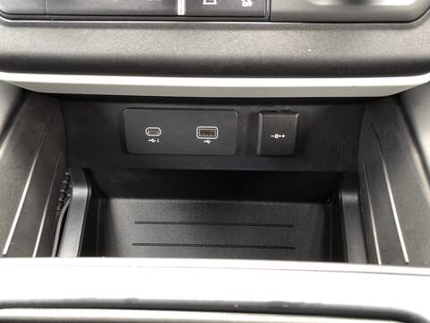 Land Rover Defender 90 D250 MHEV SE - U2038
