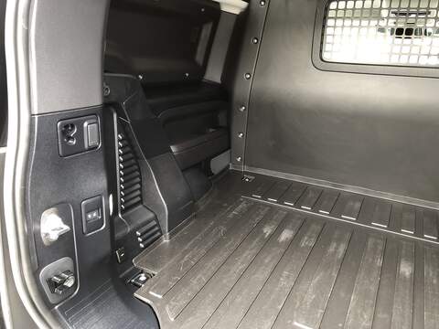 Land Rover Defender 90 D250 MHEV SE - U2038