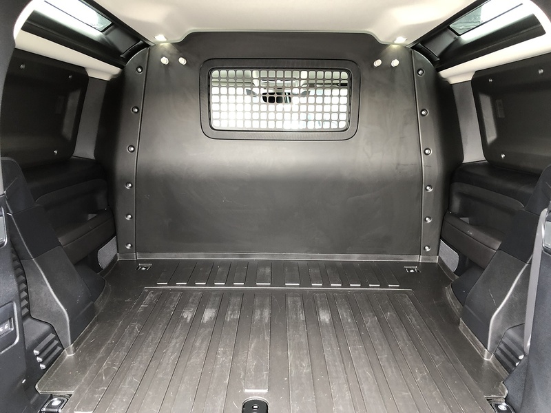 Land Rover Defender 90 D250 MHEV SE - U2038