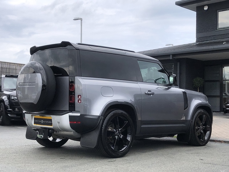Land Rover Defender 90 D250 MHEV SE - U2038