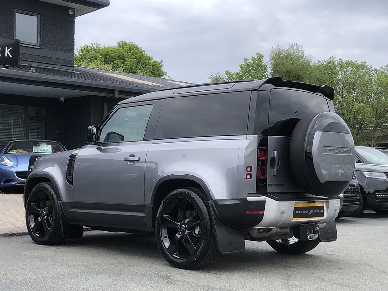 Land Rover Defender 90 D250 MHEV SE - U2038