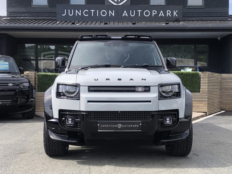 Land Rover Defender 110 D300 MHEV HSE - U2051