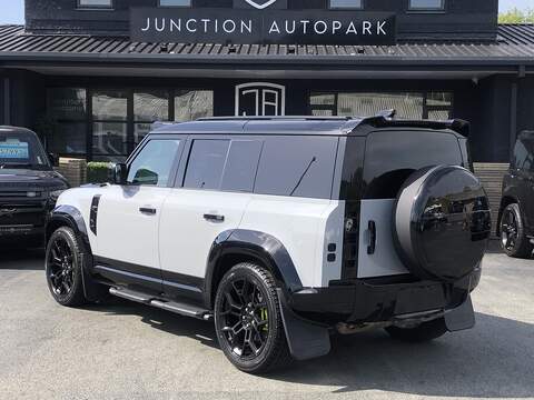Land Rover Defender 110 D300 MHEV HSE - U2051