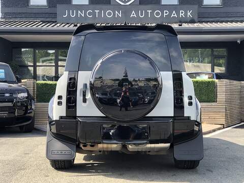 Land Rover Defender 110 D300 MHEV HSE - U2051