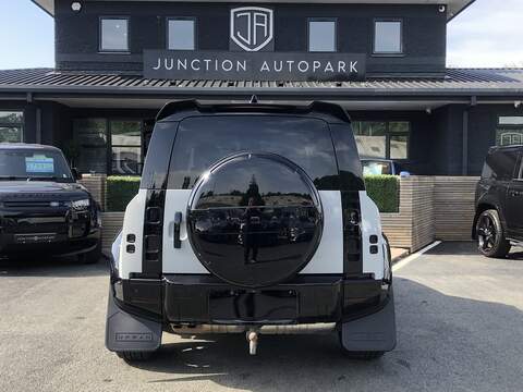Land Rover Defender 110 D300 MHEV HSE - U2051