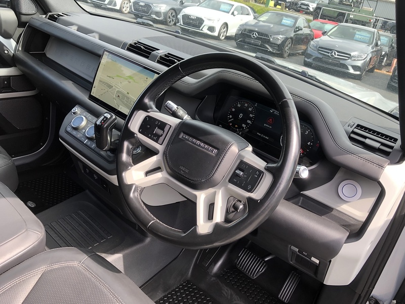 Land Rover Defender 110 D300 MHEV HSE - U2051