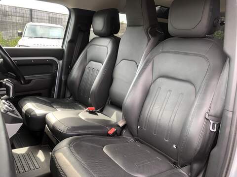 Land Rover Defender 110 D300 MHEV HSE - U2051