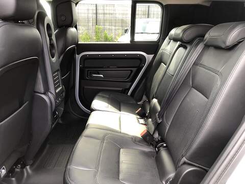 Land Rover Defender 110 D300 MHEV HSE - U2051