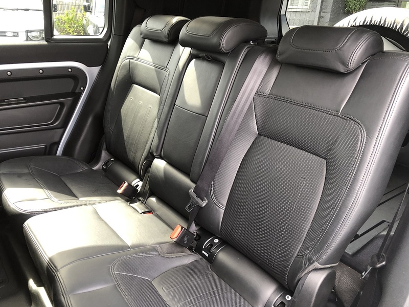 Land Rover Defender 110 D300 MHEV HSE - U2051