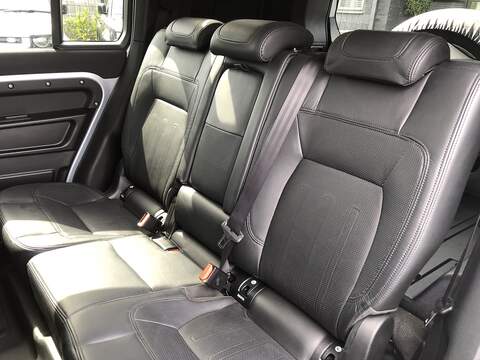 Land Rover Defender 110 D300 MHEV HSE - U2051