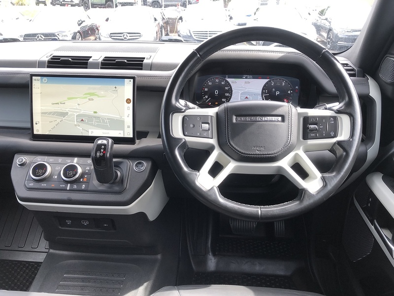 Land Rover Defender 110 D300 MHEV HSE - U2051