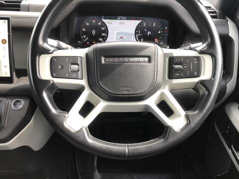 Land Rover Defender 110 D300 MHEV HSE - U2051