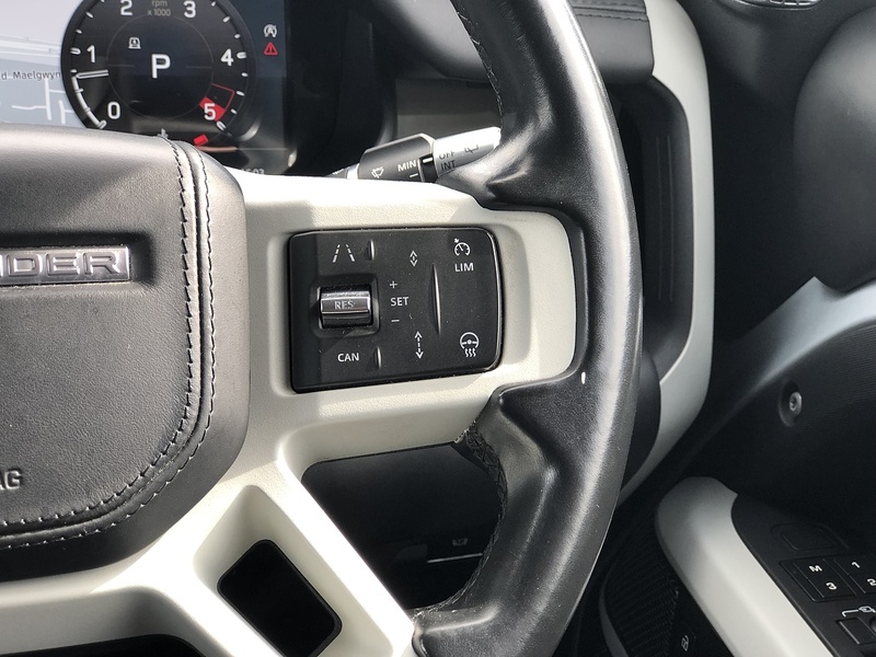 Land Rover Defender 110 D300 MHEV HSE - U2051