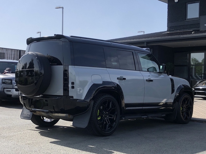 Land Rover Defender 110 D300 MHEV HSE - U2051