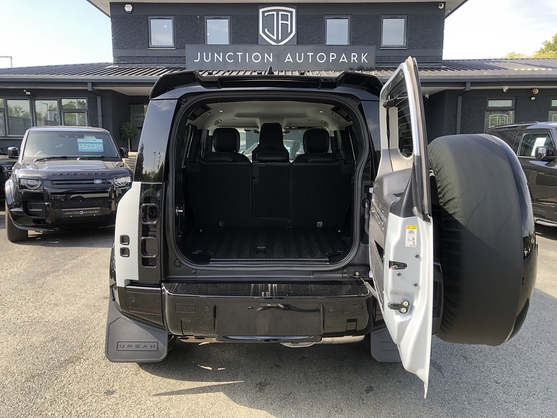 Land Rover Defender 110 D300 MHEV HSE - U2051