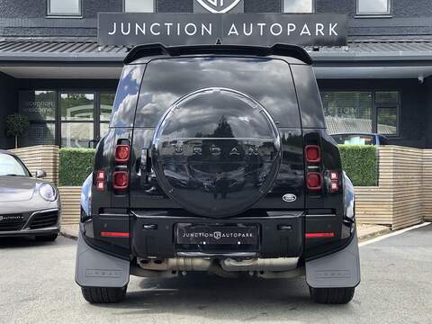 Land Rover Defender 110 D300 MHEV X-Dynamic HSE - U2052