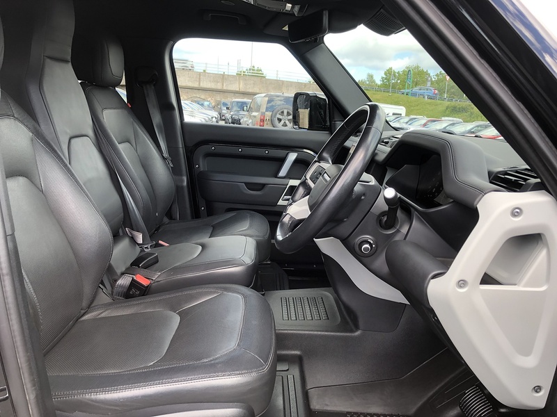 Land Rover Defender 110 D300 MHEV X-Dynamic HSE - U2052