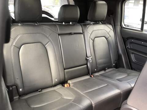 Land Rover Defender 110 D300 MHEV X-Dynamic HSE - U2052