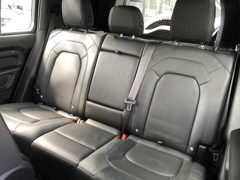 Land Rover Defender 110 D300 MHEV X-Dynamic HSE - U2052