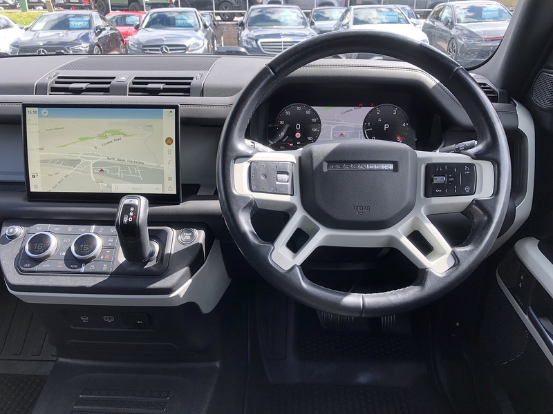 Land Rover Defender 110 D300 MHEV X-Dynamic HSE - U2052