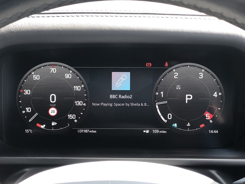 Land Rover Defender 110 D300 MHEV X-Dynamic HSE - U2052