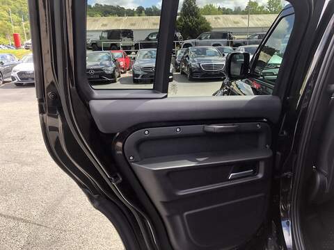 Land Rover Defender 110 D300 MHEV X-Dynamic HSE - U2052