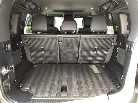 Land Rover Defender 110 D300 MHEV X-Dynamic HSE - U2052