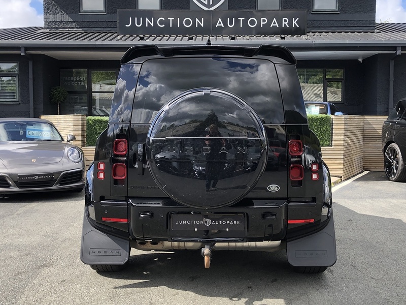 Land Rover Defender 110 D300 MHEV X-Dynamic HSE - U2052