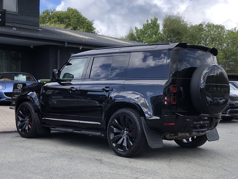 Land Rover Defender 110 D300 MHEV X-Dynamic HSE - U2052