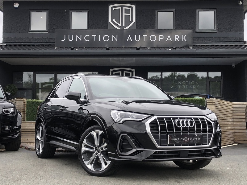 Audi Q3 TFSI S line - U2063