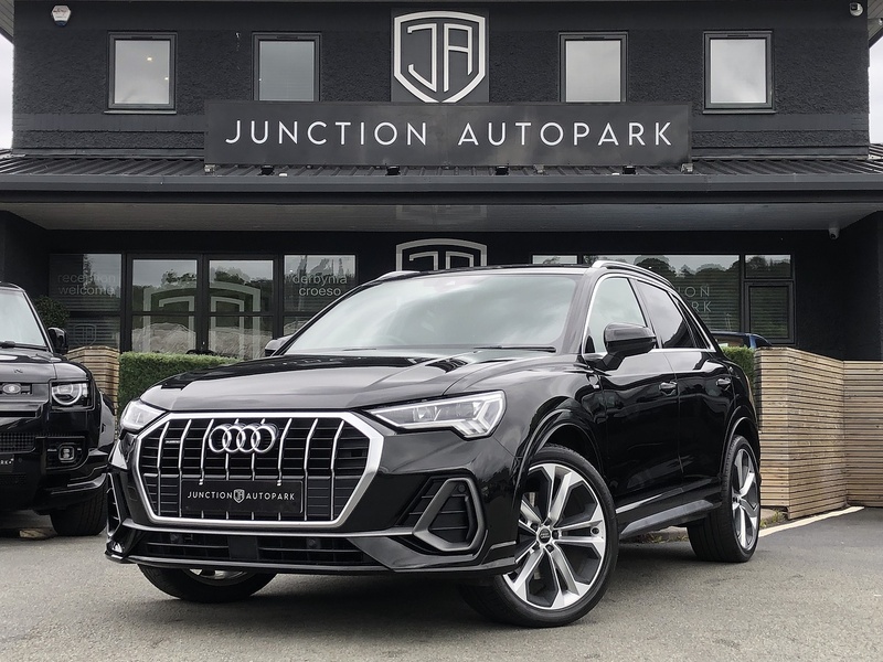Audi Q3 TFSI S line - U2063