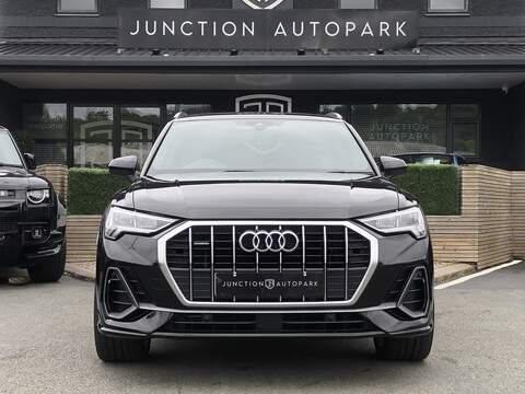 Audi Q3 TFSI S line - U2063